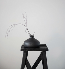Load image into Gallery viewer, Port Vase
